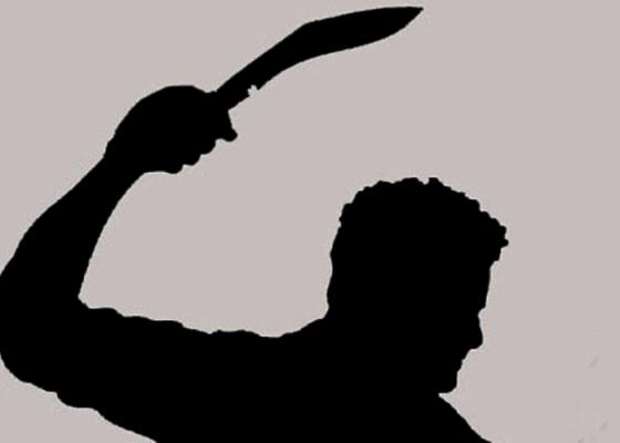 चैनपुरमा खुकुरी प्रहार गरी एक जनाको हत्या चैनपुरमा खुकुरी प्रहार गरी एक जनाको हत्या