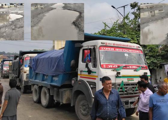 धुलोले ढाकिएको फत्तेपुर : सडकको सास्तीले जनता सडकमा